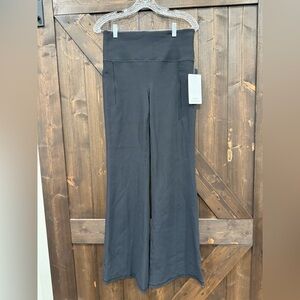 NWT Athleta Salutation Stash Rib Flare Black Pants